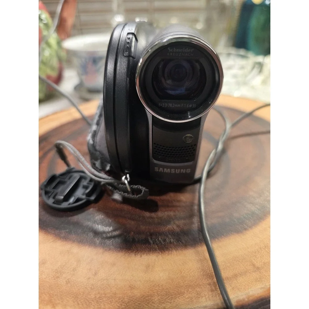 Samsung SC-DC173U 34x Optical Zoom 1200X Digital Cam Recorder.